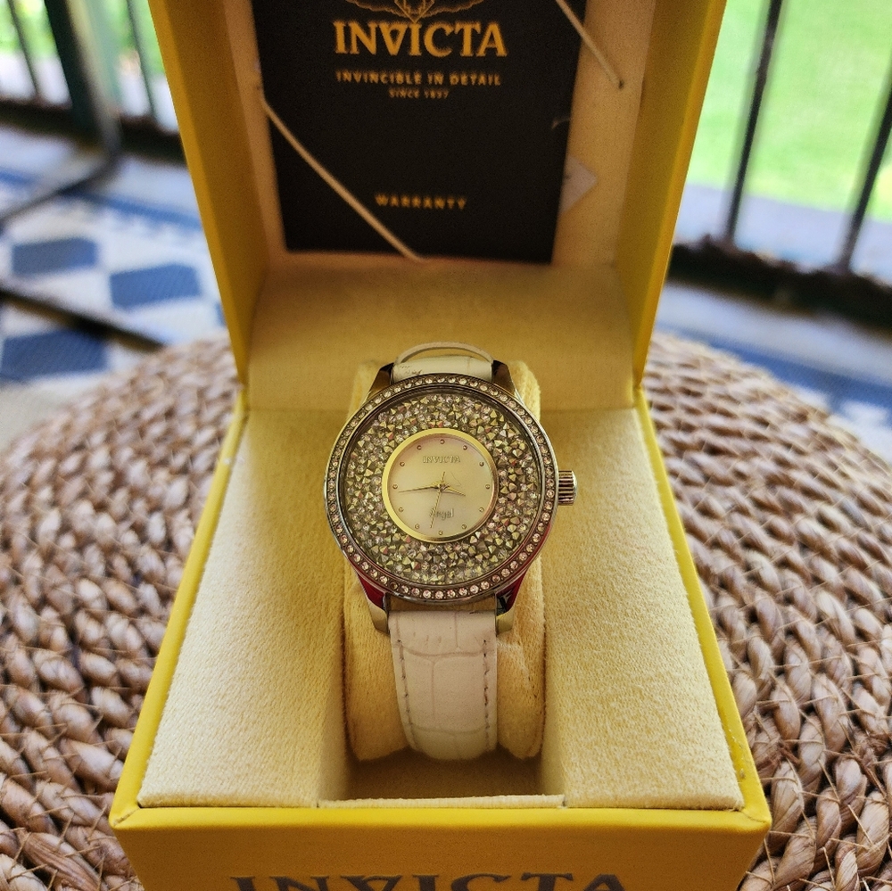 Invicta Angel White Leather Band Watch - Picture 5 of 12